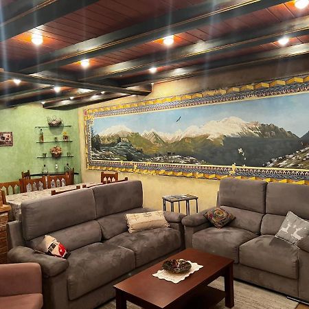 Casa Pelentos Sandiniés 외부 사진